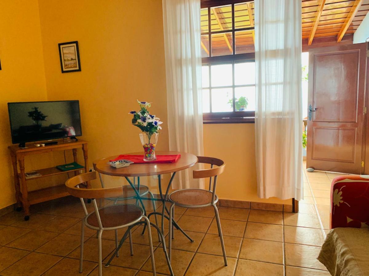 Apartamentos Isla Encantada Puntallana Buitenkant foto