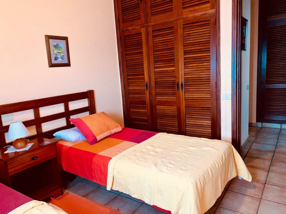 Apartamentos Isla Encantada Puntallana Buitenkant foto